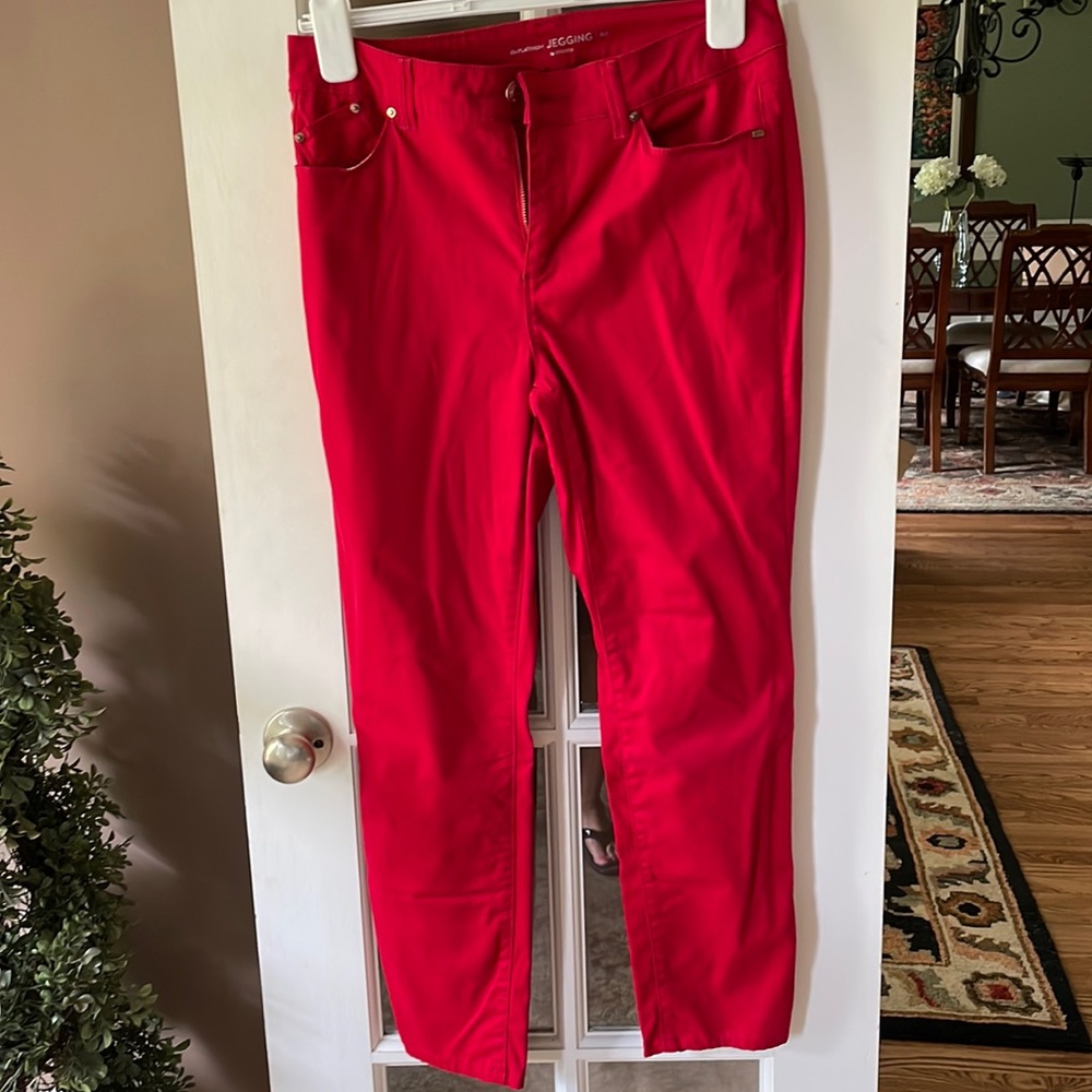 Red jeggings from the Platinum collection